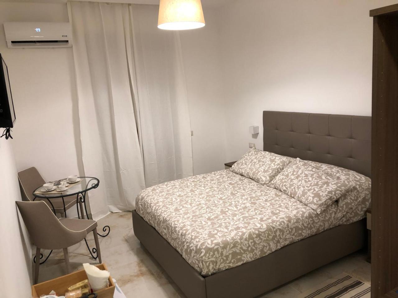 Antonietta De Pace Rooms By Napoli Milionaria B&B Dış mekan fotoğraf