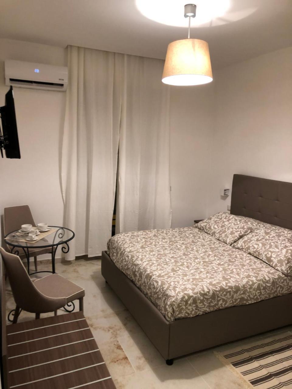 Antonietta De Pace Rooms By Napoli Milionaria B&B Dış mekan fotoğraf