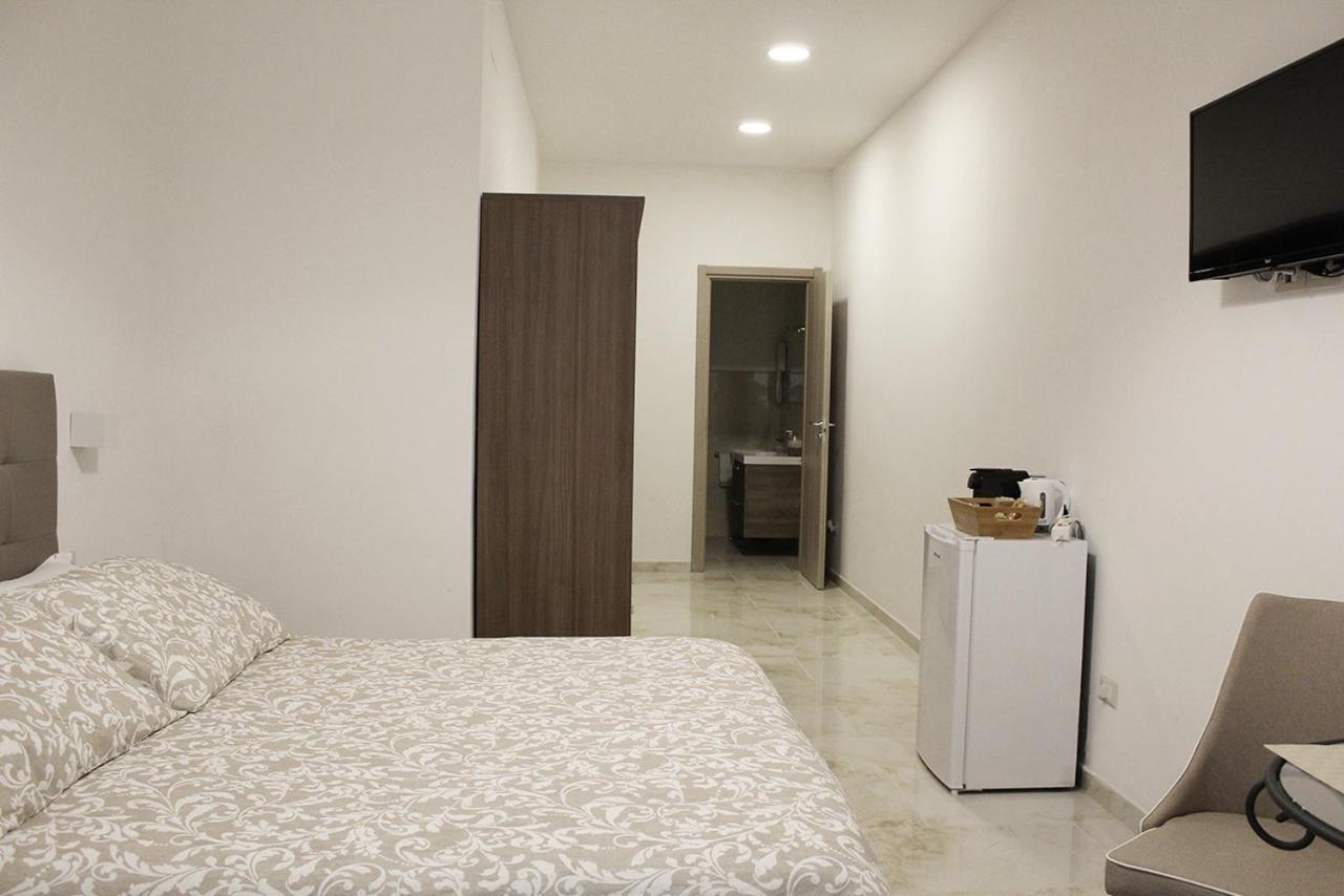 Antonietta De Pace Rooms By Napoli Milionaria B&B Dış mekan fotoğraf