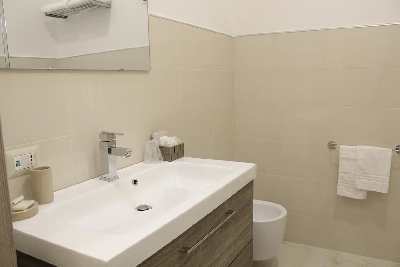 Antonietta De Pace Rooms By Napoli Milionaria B&B Dış mekan fotoğraf